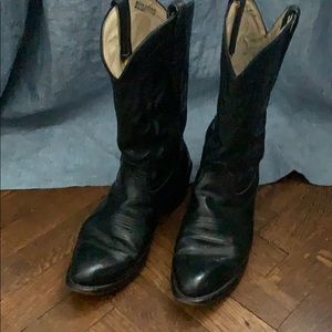 Men’s cowboy boots